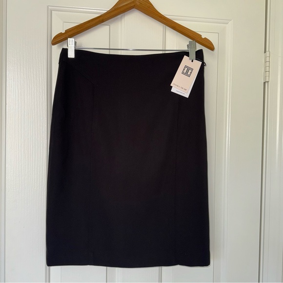Ivanka Trump Dresses & Skirts - Ivanka Trump Lined Pencil Skirt Size 6 Color Black New with Tag